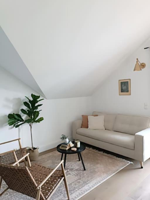 Gemuetliches Appartement Im Kottenforst Naehe Bonn メッケンハイム エクステリア 写真
